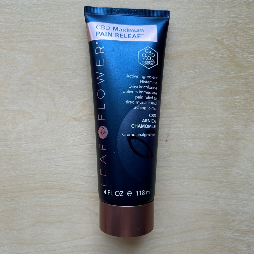 CBD Pain Relief Cream - Blue and Brown